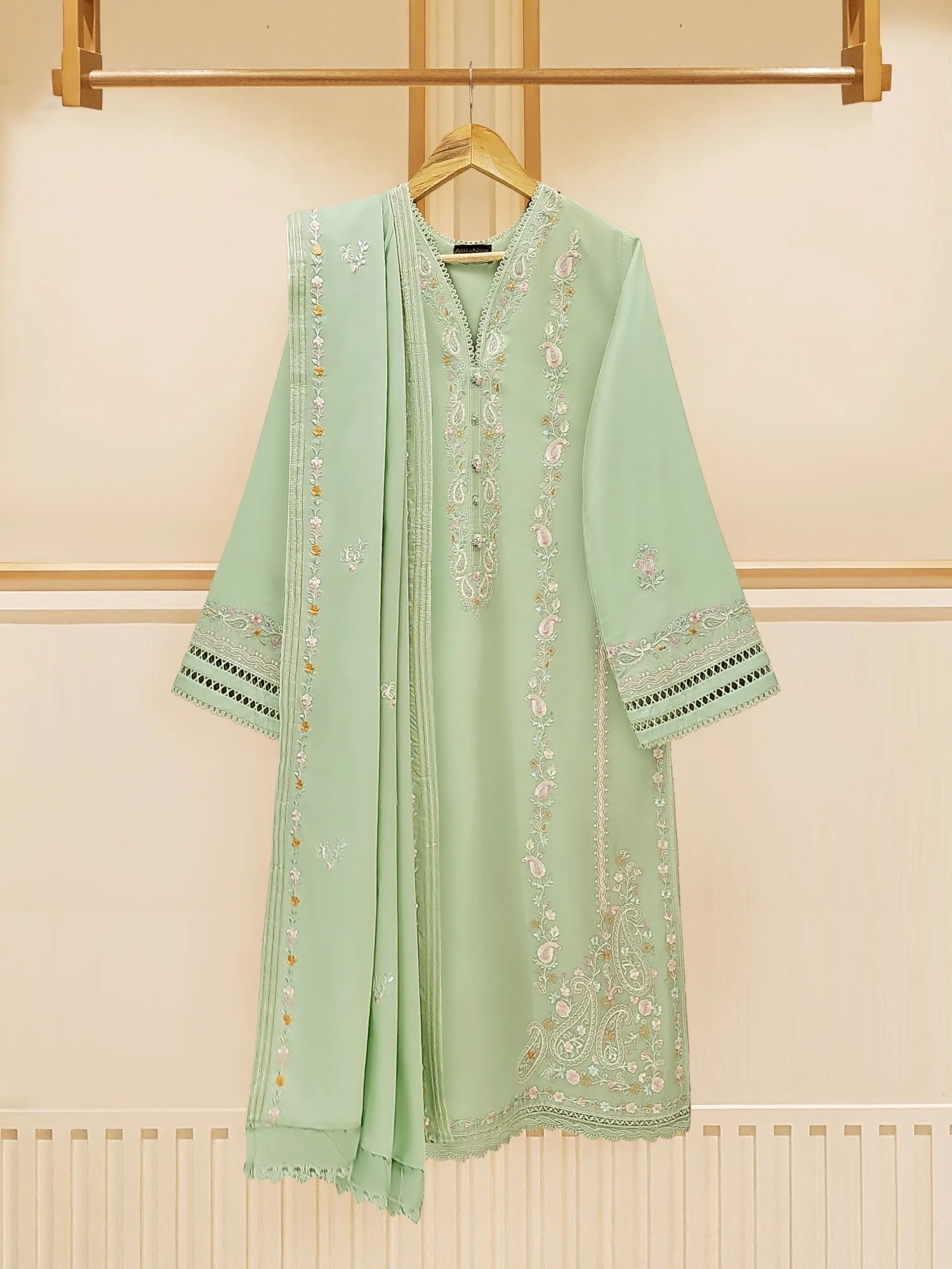 Agha Noor, 2 Piece - Embroidered Lawn Suit S109495